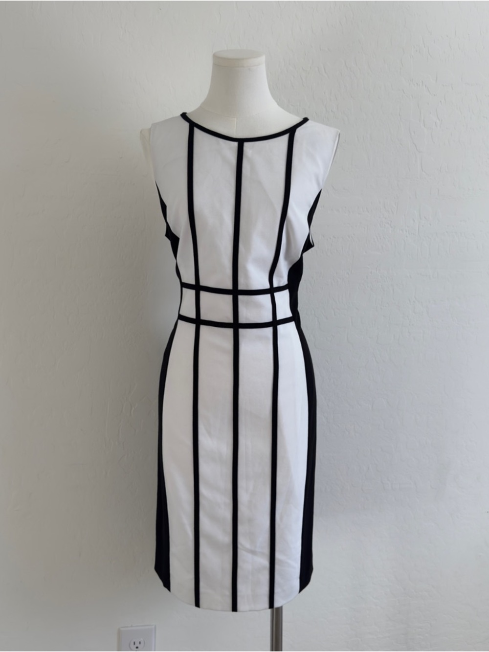 Calvin Klein White Midi Sheath Dress with Black Grid Accents